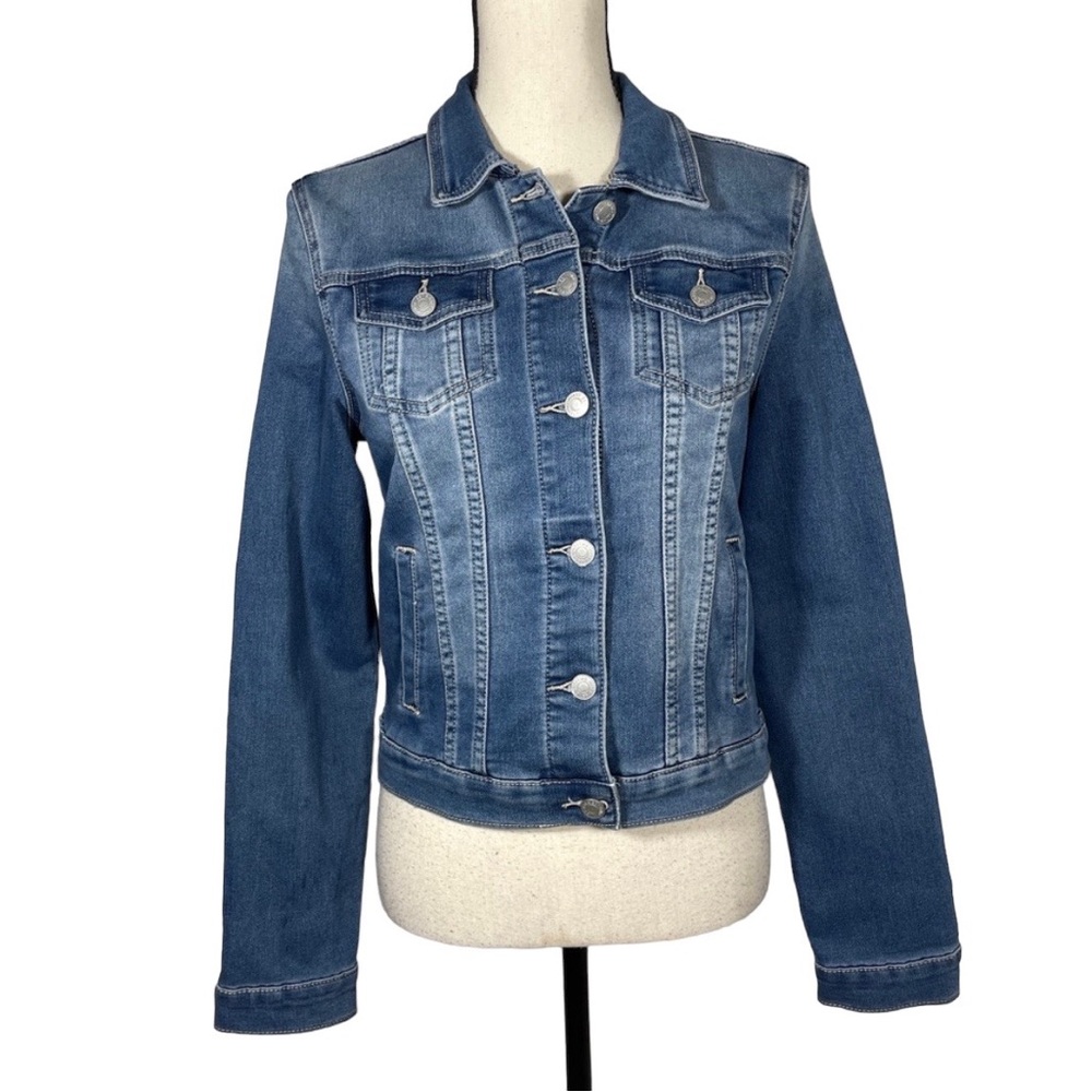 Eight Two Blue White Wash Collared Long Sleeve Denim Jacket SP
